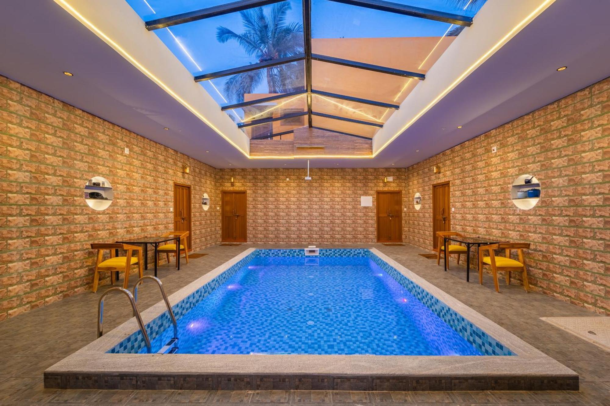 Teak Leaf Gateway Villa With Swimming Pool Indoor Games Kālapettai Eksteriør bilde
