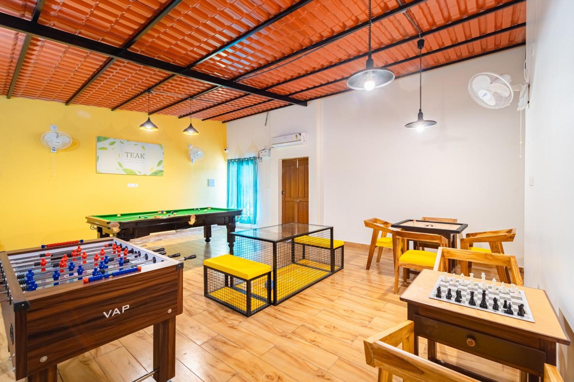 Teak Leaf Gateway Villa With Swimming Pool Indoor Games Kālapettai Eksteriør bilde
