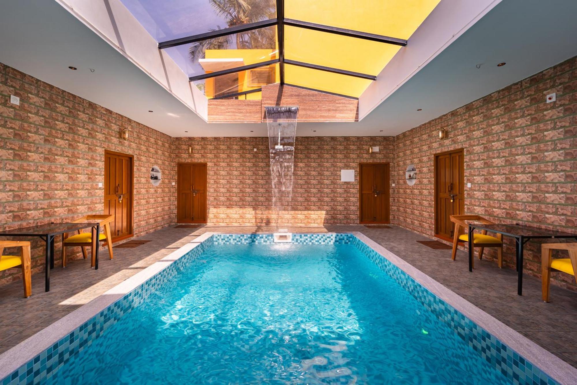 Teak Leaf Gateway Villa With Swimming Pool Indoor Games Kālapettai Eksteriør bilde