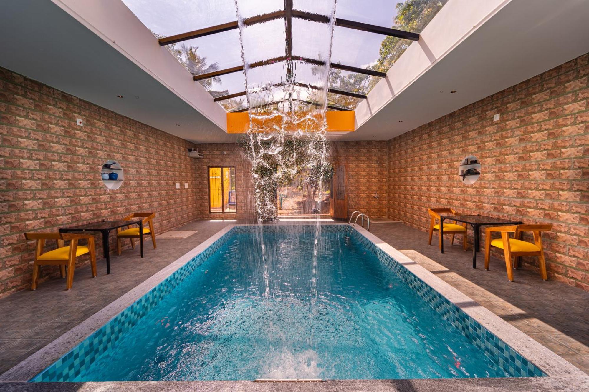 Teak Leaf Gateway Villa With Swimming Pool Indoor Games Kālapettai Eksteriør bilde